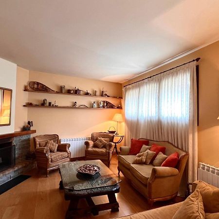 Apartament De La Vall Ferrera - L'Amfitriona Areu Экстерьер фото