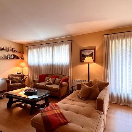 Apartament De La Vall Ferrera - L'Amfitriona Areu Экстерьер фото
