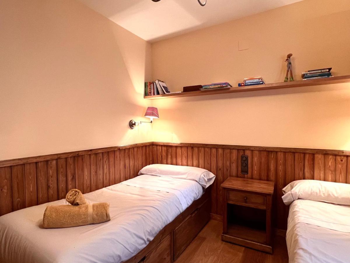 Apartament De La Vall Ferrera - L'Amfitriona Areu Экстерьер фото