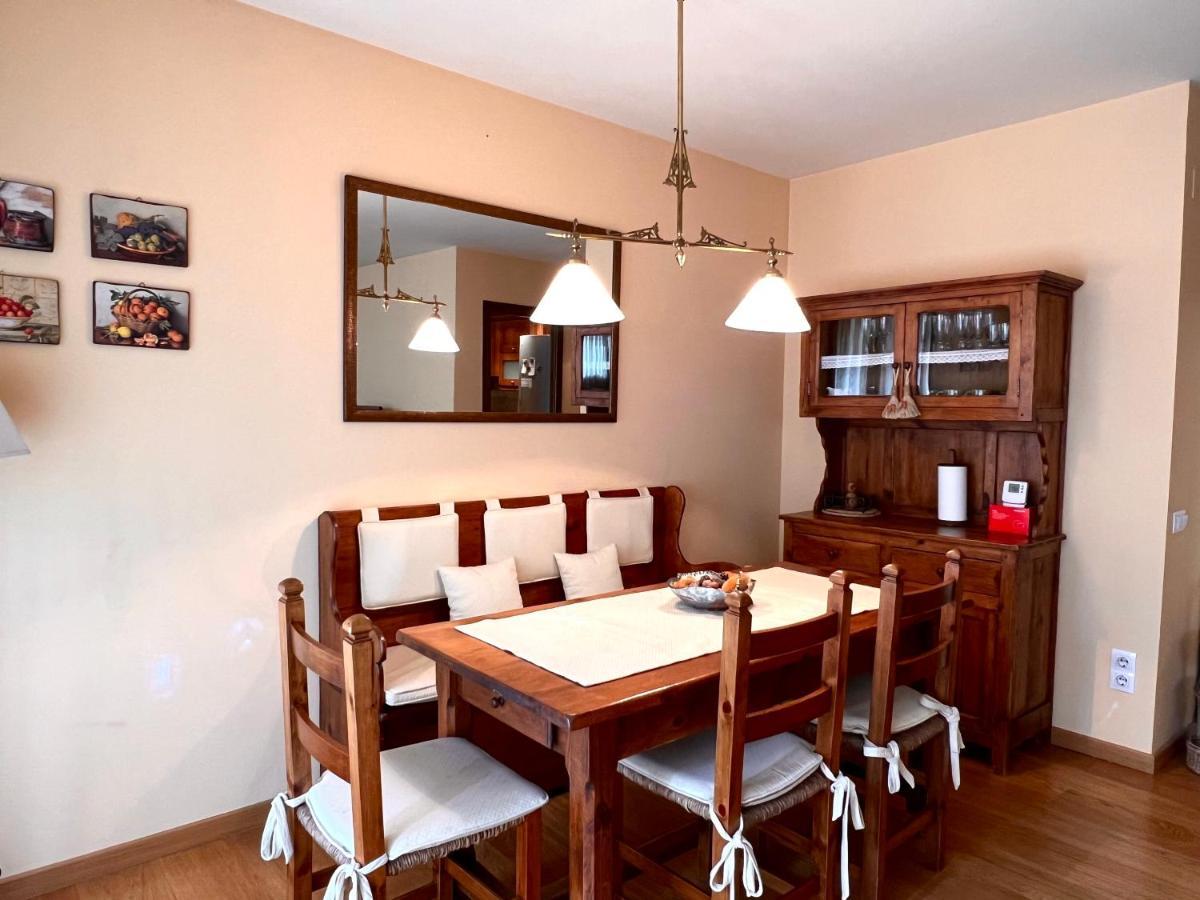 Apartament De La Vall Ferrera - L'Amfitriona Areu Экстерьер фото
